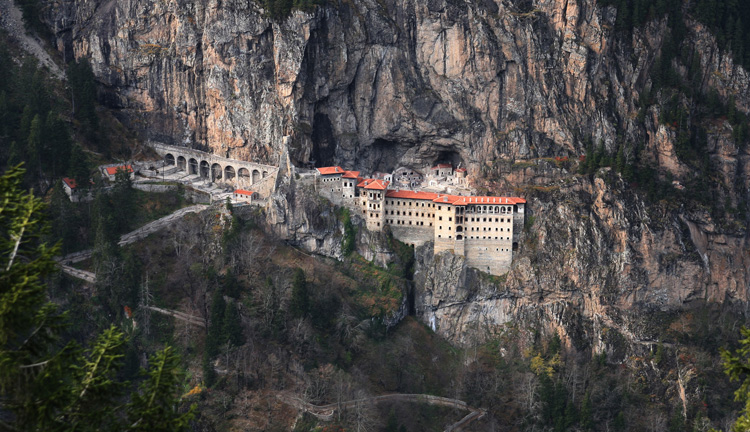 Vom Flughafen Trabzon zum Hotel: Einfache Transfers 